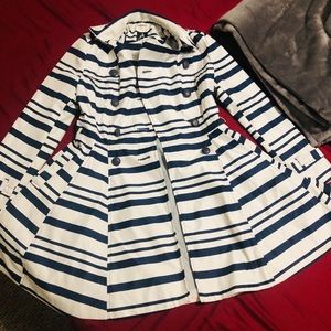 Fancy overcoat for falls